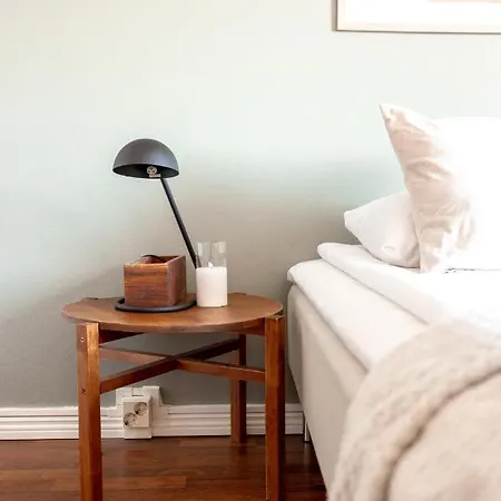 --2ndhomes Cozy Center With Park View-- هلسنكي