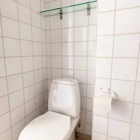 --2ndhomes Cozy Center With Park View-- شقة